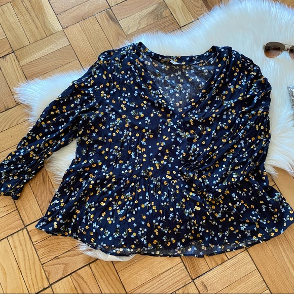 LOFT Navy Floral Faux Wrap 3/4 Sleeve Peplum Top - Picture 2 of 5